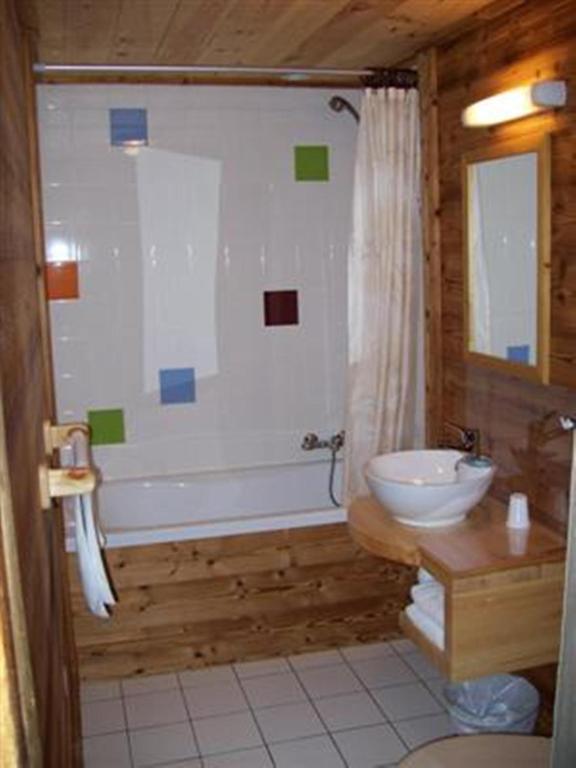 Hotel La Marmotte Gerardmer Ruang foto